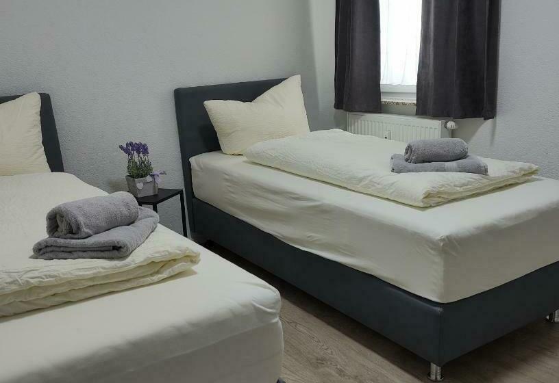 2 Zimmerwohnung In Bietingen