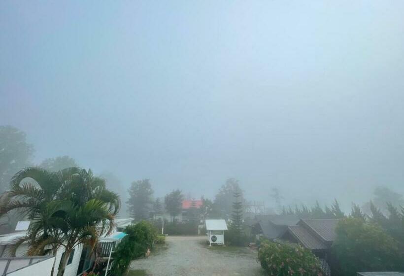 تختخواب و صبحانه นอนนี่แอทเขาค้อ