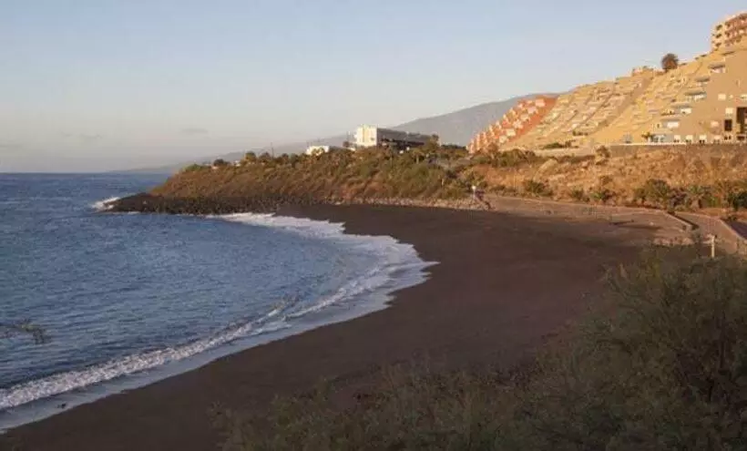 Casa Adosada De Lujo Con Piscina Y Vistas Al Mar