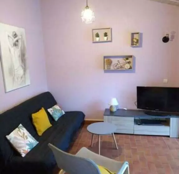 Charmant Petit T2 Au Bord De L Allier