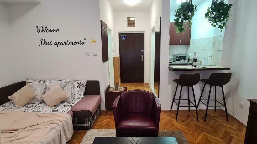 Dini Apartments