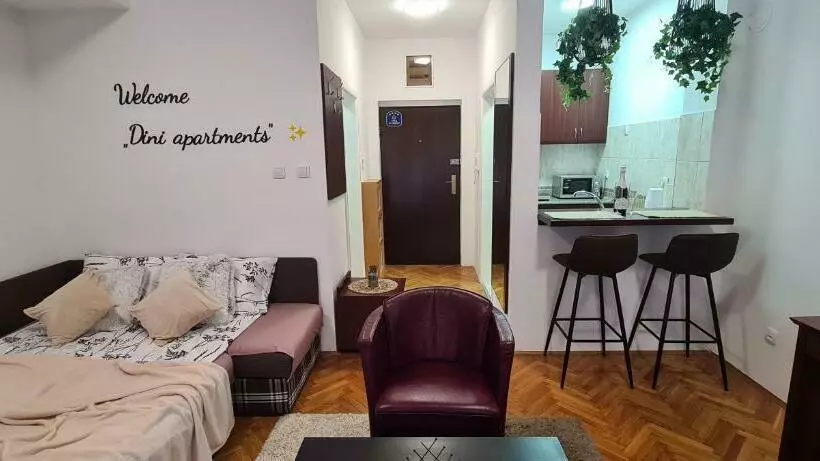 Dini Apartments