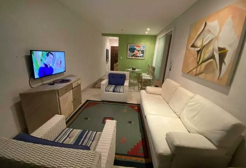 Guarujá Praia Das Pitangueiras A 50 Metros Do Mar