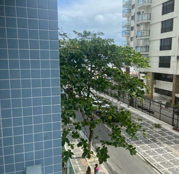 Guarujá Praia Das Pitangueiras A 50 Metros Do Mar