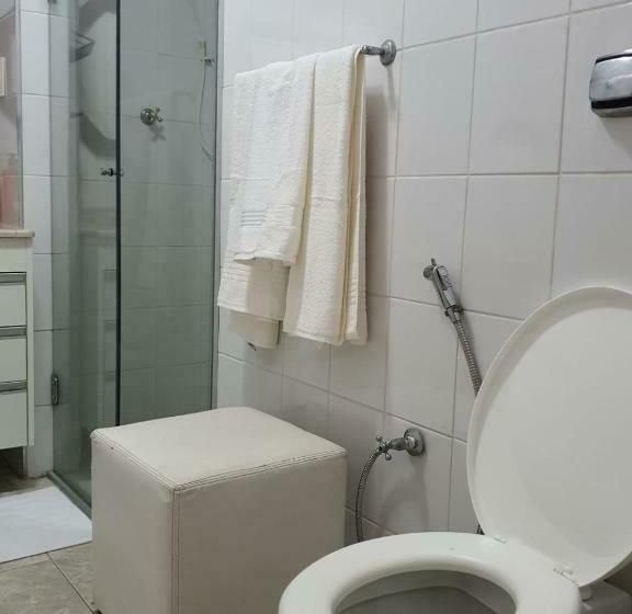 Guarujá Praia Das Pitangueiras A 50 Metros Do Mar