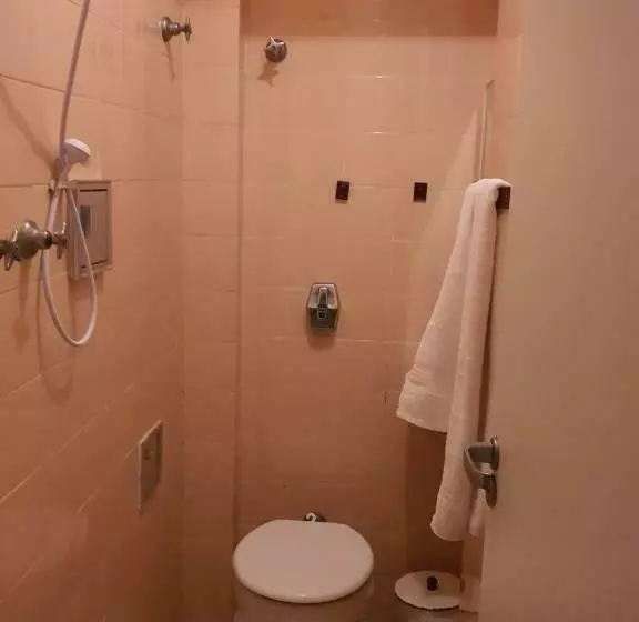 Guarujá Praia Das Pitangueiras A 50 Metros Do Mar