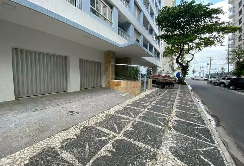 Guarujá Praia Das Pitangueiras A 50 Metros Do Mar