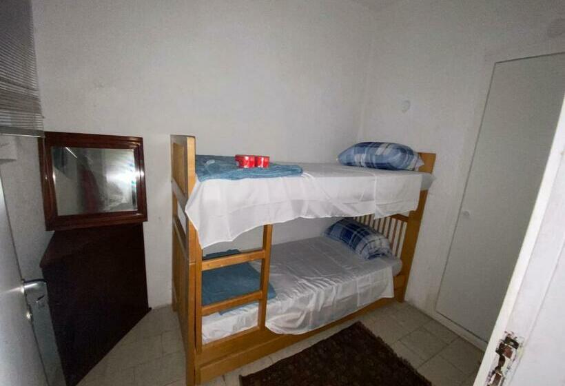 Guarujá Praia Das Pitangueiras A 50 Metros Do Mar