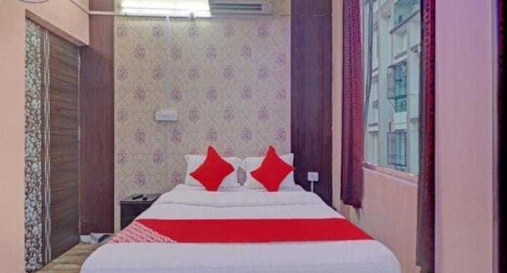 هتل Oyo 93387 Swarna Palace