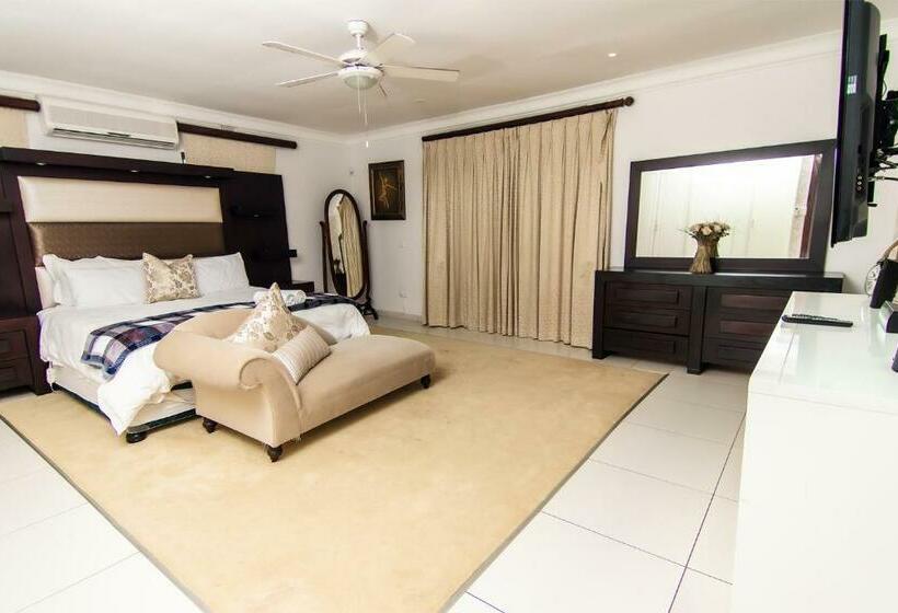 بنسيون Royal Guesthouse