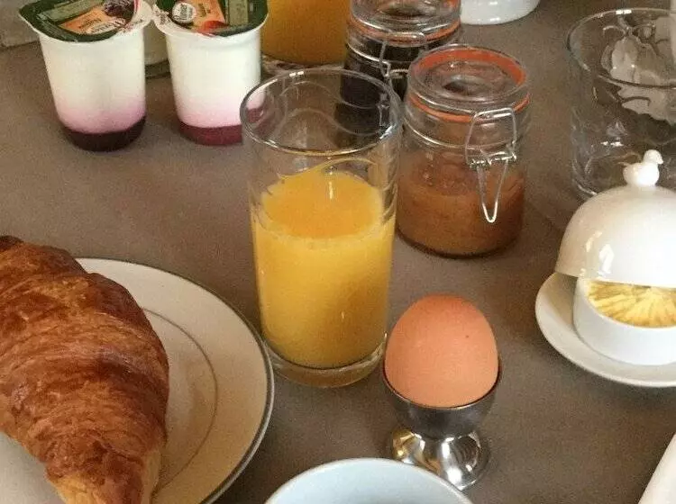 Aamiaismajoitus (B&B) Domaine Du Mas Naut