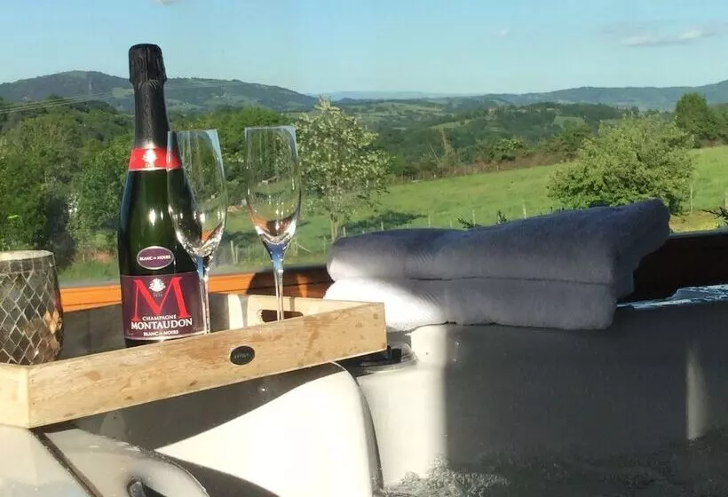 Aamiaismajoitus (B&B) Domaine Du Mas Naut