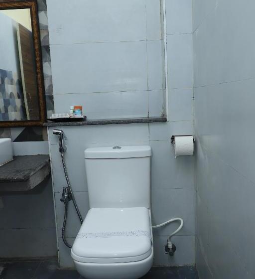 تختخواب و صبحانه Kans One Madipakkam