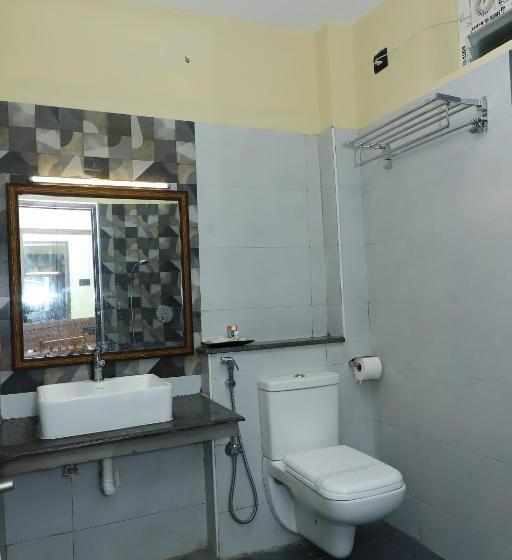 تختخواب و صبحانه Kans One Madipakkam