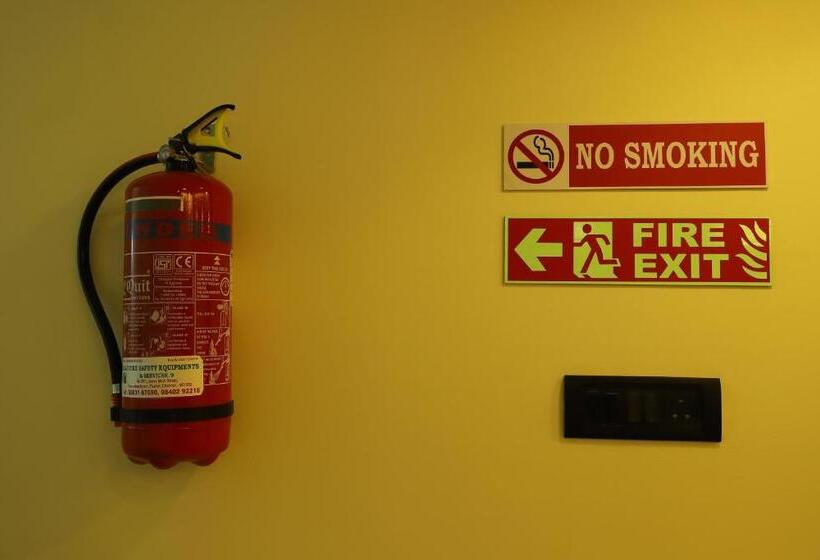 تختخواب و صبحانه Kans One Madipakkam