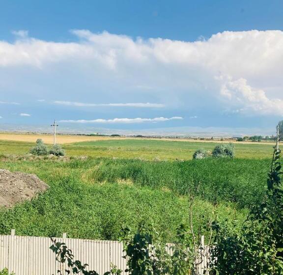 پانسیون гостевой дом с панорамными окнами