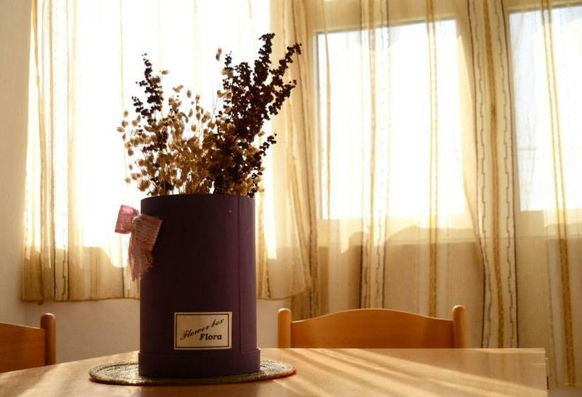 پانسیون House Of Peace