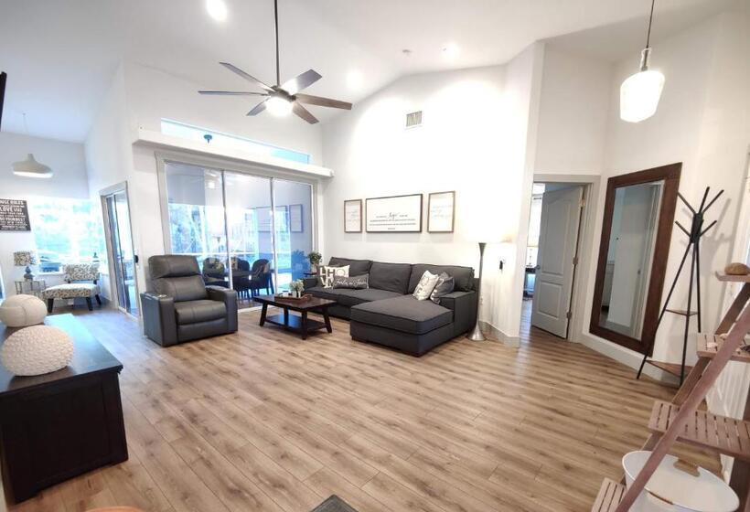 Spacious Oasis Updated Home 3 Bed 2 Bath 7 Min To Nokomis Beach