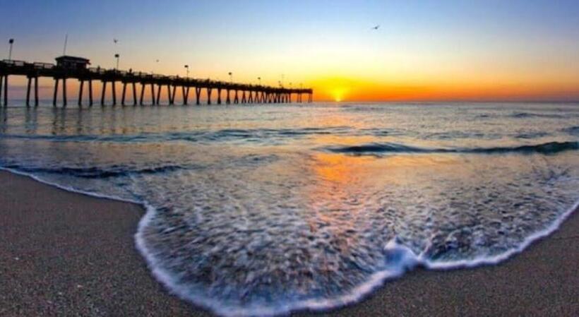 Spacious Oasis Updated Home 3 Bed 2 Bath 7 Min To Nokomis Beach