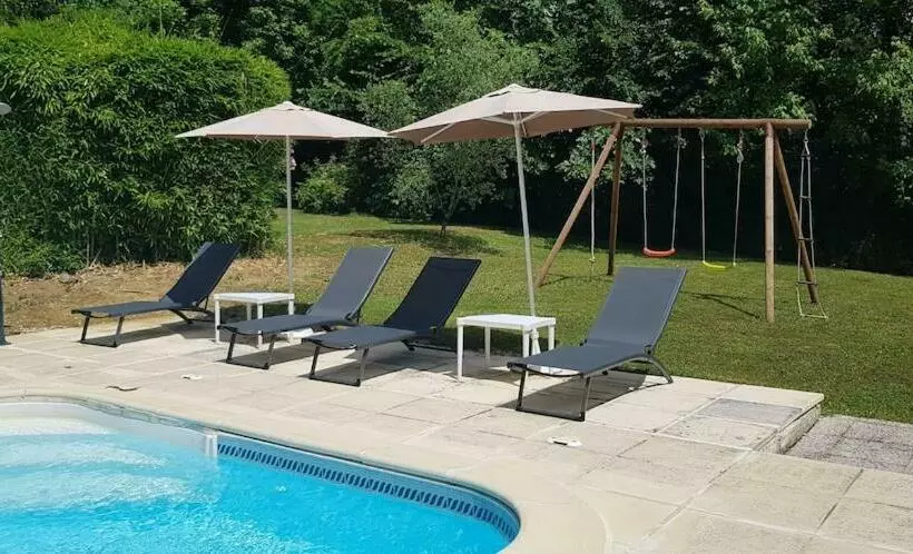 Superb Contemporary 2 Bed Villa +private Pool