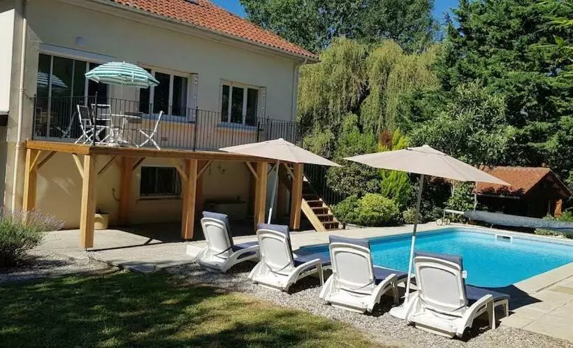 Superb Contemporary 2 Bed Villa +private Pool