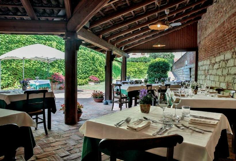 ユースホステル Locanda Della Rocca Di Camagna