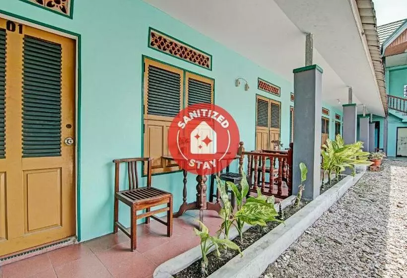 Hotelli Oyo 91584 Green Palace Syariah