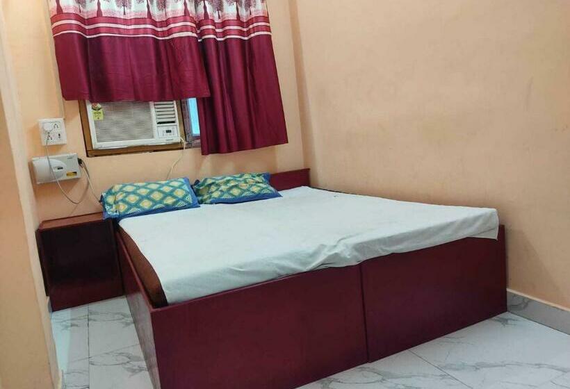 בית מלון כפרי Oyo 92930 Fauji And Restaurant