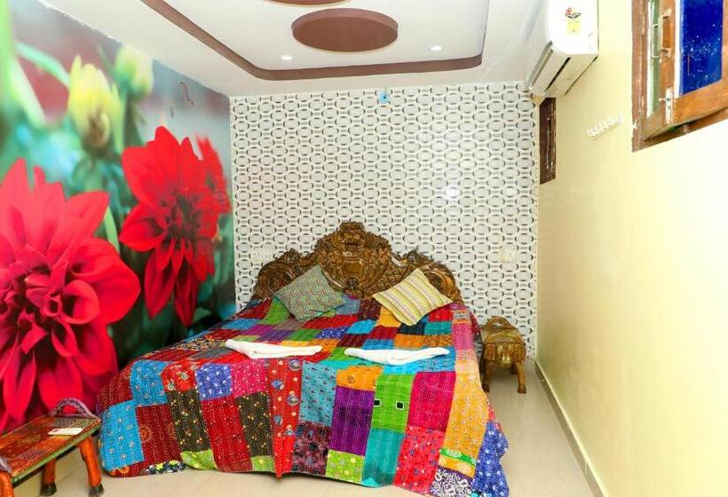 פנסיון Banaji Heritage Havelii