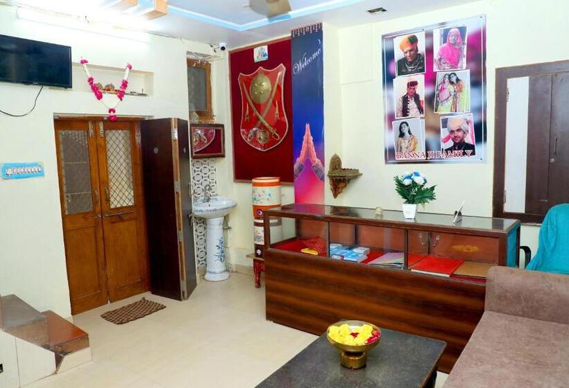 פנסיון Banaji Heritage Havelii