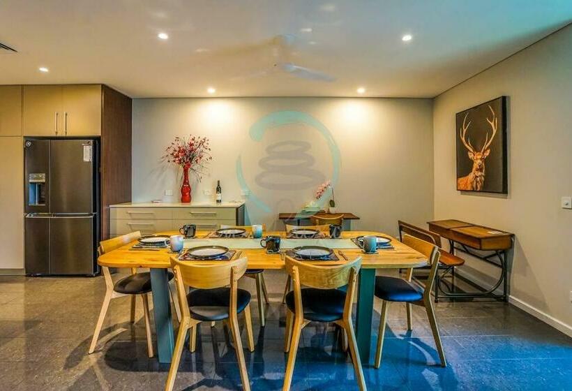 Zen At One30: 3 Br Luxury Corporate Long Stays