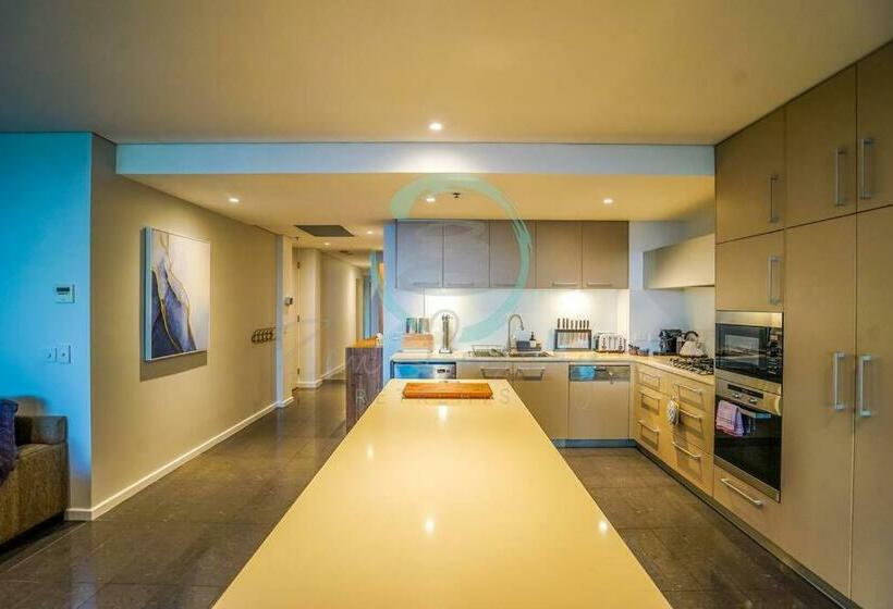 Zen At One30: 3 Br Luxury Corporate Long Stays