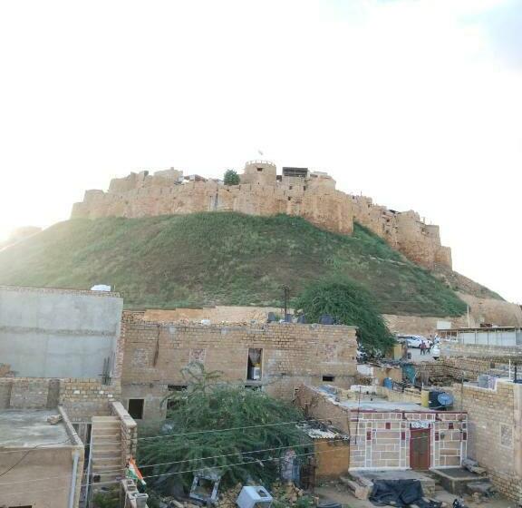 Общежитие Desert Prince