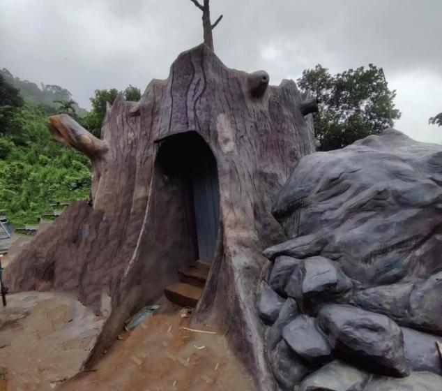 Forest And River Edge Resort