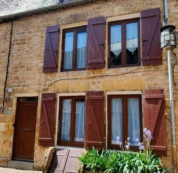 Gîte Le Rempart   3 étoiles   6 Personnes