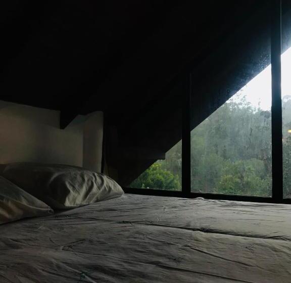 پانسیون Mirador Cottage