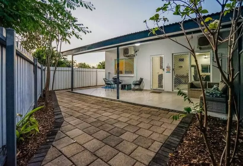 Zen Hideaway   Cozy 2br Modern Unit