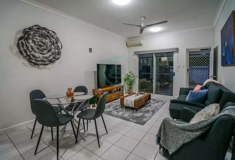 Zen Hideaway   Cozy 2br Modern Unit