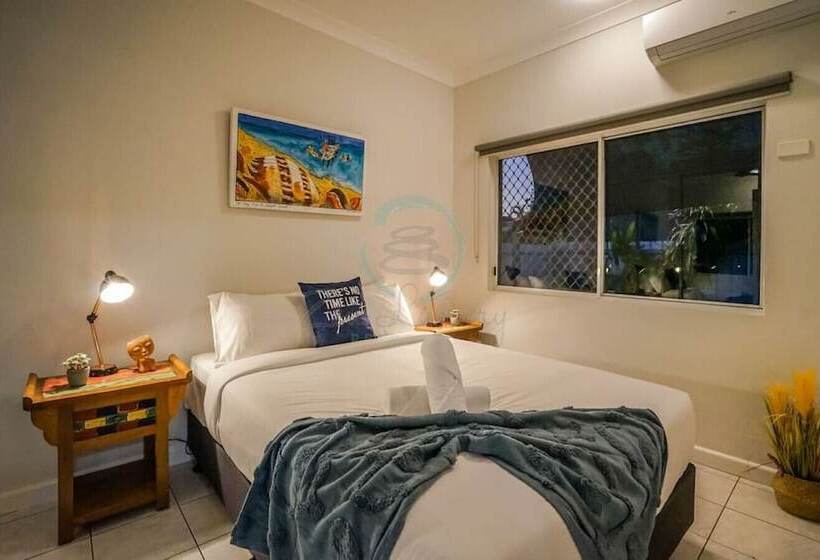 Zen Hideaway   Cozy 2br Modern Unit