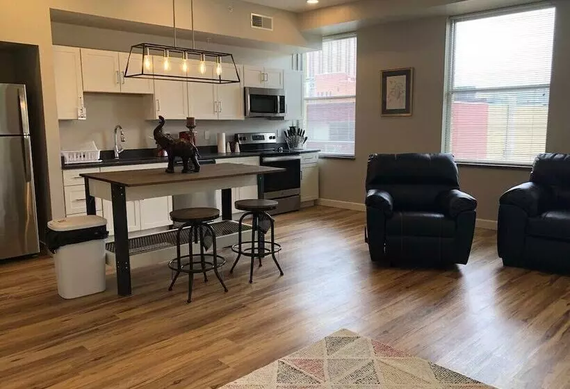 202 New Downtown Living