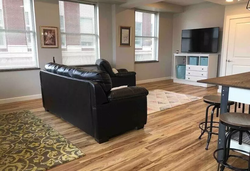 202 New Downtown Living