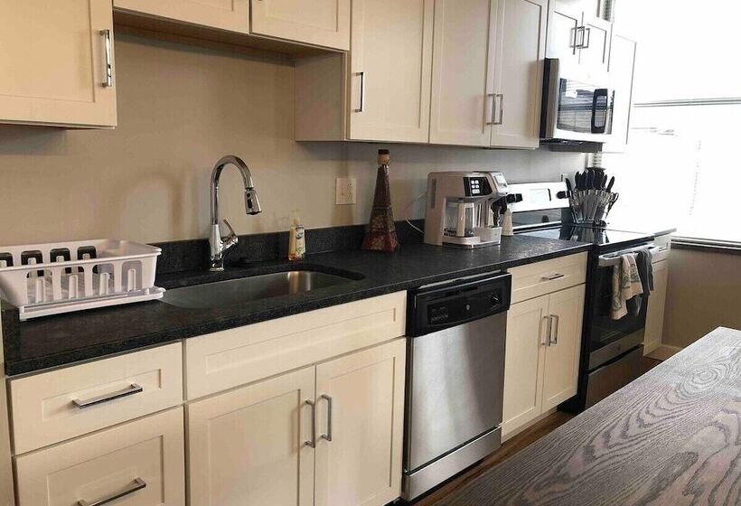 202 New Downtown Living