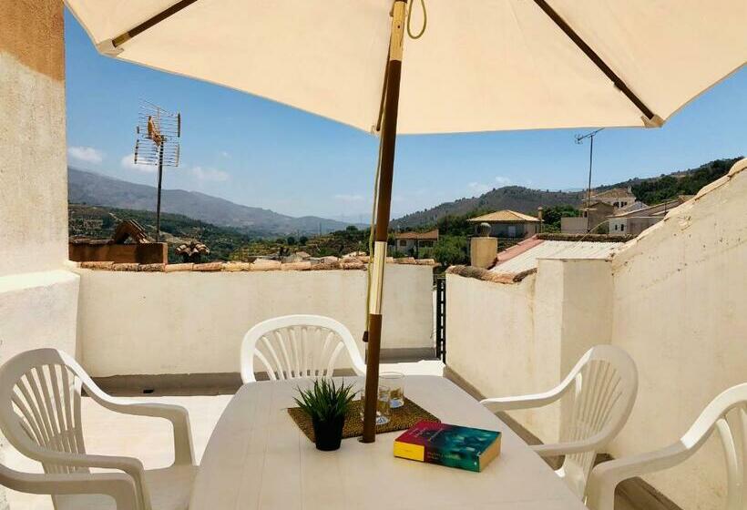 Acogedora Casa Rural Con Piscina