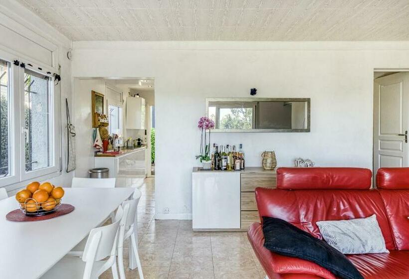 Casa Roses Con Piscina