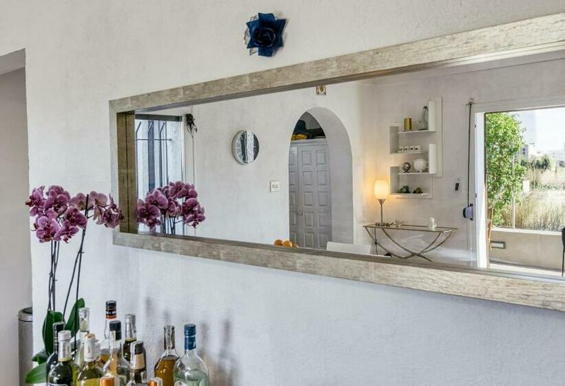 Casa Roses Con Piscina