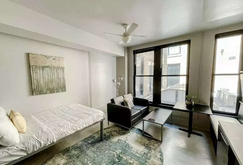 Sleepover Downtown Springfield Studio Apartments