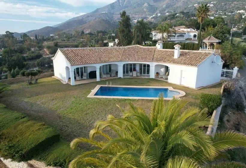 Luxury Villa With Fantastic View