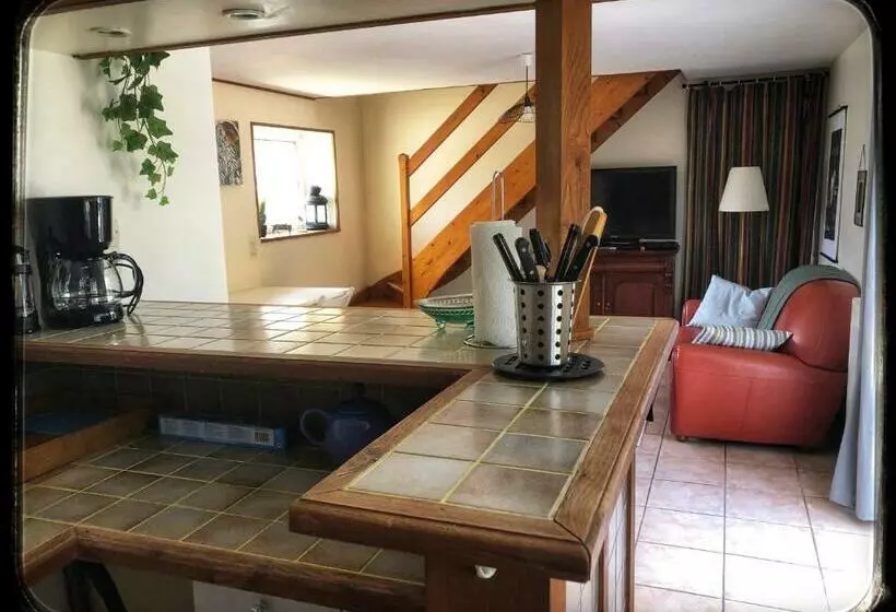 Normandia Parfum De Pommes Et D Histoire