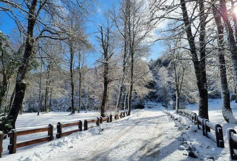Refugio Piren, Corralco, Hot Tub Y Nieve
