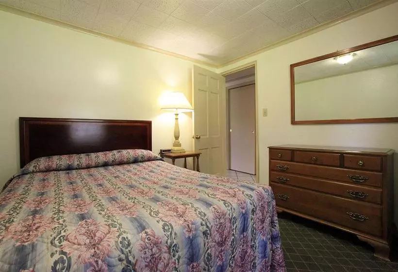 Colony Motel Jamestown